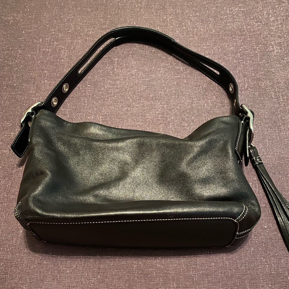 Coach vintage leather small shoulder bag
